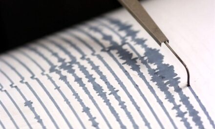 Trema la terra nelle isole Eolie: registrata scossa di terremoto vicino Lipari