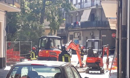 FUGA DI GAS IN VIA CARSO, A PATERNÓ