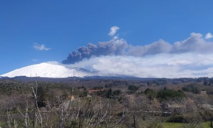 ETNA:CESSATA FONTANA DI LAVA,CHIUSO UN SETTORE DELL’AEREOPORTO DI CATANIA