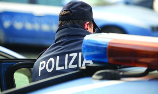 Catania, giovane ferito a una gamba con colpo di arma da fuoco: indagini in corso