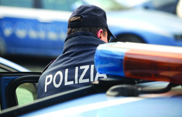 Controlli nel Catanese, irregolarità nei locali e al codice della strada: numerose sanzioni