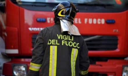 Catania, esplosione in una casa: feriti 4 Vigili del Fuoco