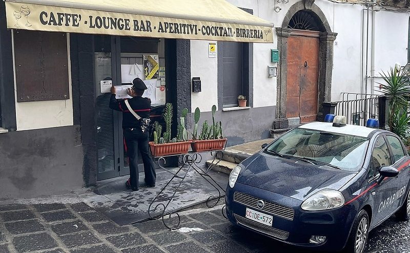 BRONTE: INTERROTTO CONCERTO DI FAMOSO CANTANTE NEOMELODICO, CHIUSO LOCALE E SANZIONI