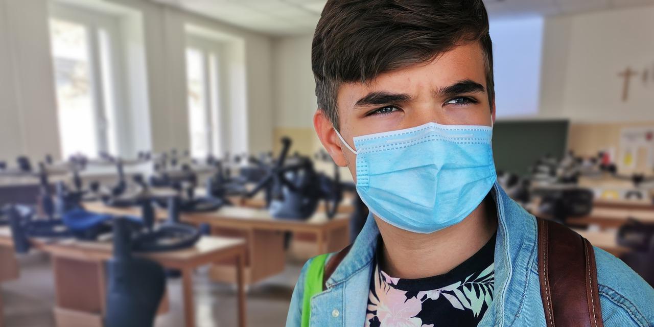 Paternò. Puntoeacapo: “Ordinanza sindacale chiusura scuole illegittima”