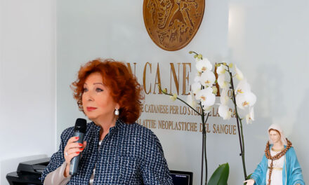 FESTA DI SANT’AGATA: CANDELORA D’ORO 2022 ASSEGNATA ALLA PRESIDENTE DI FON.CA.NE.SA