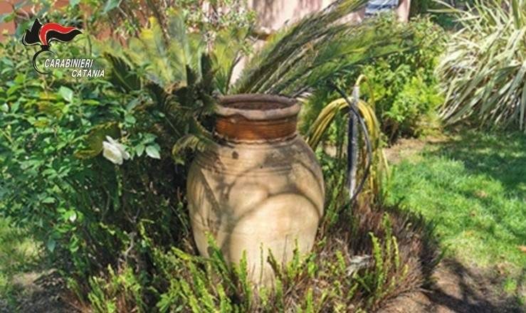 Trecastagni, ladri tentano di rubare giara: fermati