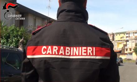 Paternò, evade dai domiciliari per spacciare droga: arrestato