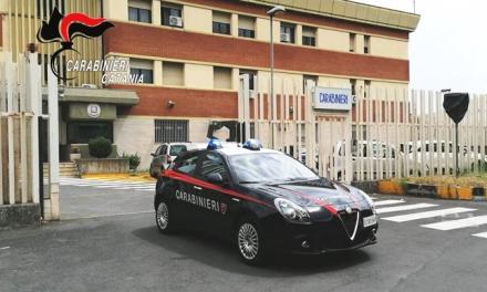 Randazzo, uomo viola misura e scappa dai Carabinieri: arrestato