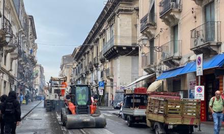 Catania, lavori di rifacimento del manto stradale in via Garibaldi