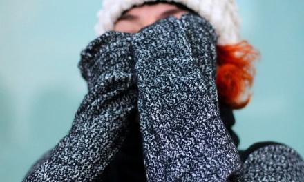 Inverno e caro bollette: l’abbigliamento per combattere il freddo