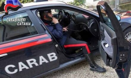 Catania, 32enne arrestato per maltrattamenti in famiglia