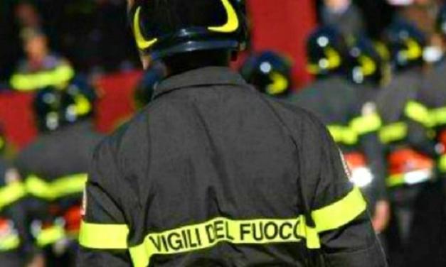 Catania, corpo senza vita trovato nella scogliera sotto la stazione centrale