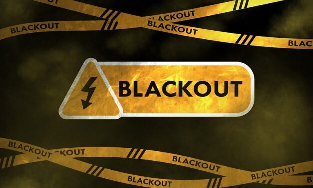 Ragalna, blackout elettrico e idrico: tecnici a lavoro