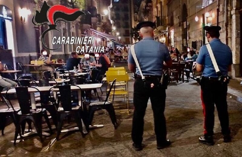 Catania, occupazione suolo pubblico: chiusura temporanea per 2 “paninari” e un ristorante