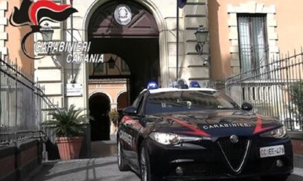 Catania, pedina e minaccia di morte l’ex compagna: arrestato 47enne