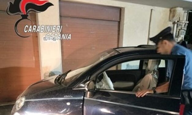 Ruba 2 auto in poche ore tra Messina e Giarre: arrestato 21enne