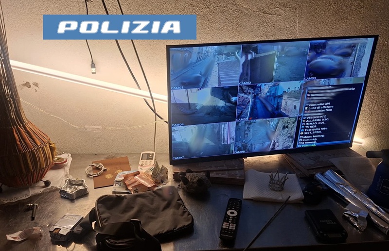 Catania, droga nella biancheria intima: sgominata piazza di spaccio e arrestata coppia