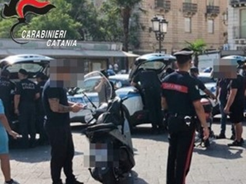 Droga, furti ed evasione tra Catania e Misterbianco: 4 denunce e sequestri